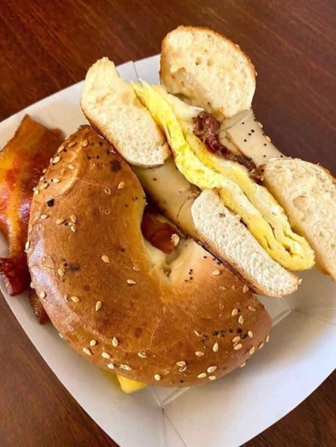 Everything Bagel Sandwich Thomas' Fresh Everything Bagels, Pre